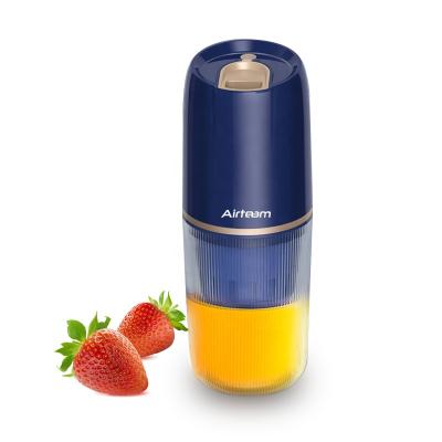 China High Yield Reversing Function Juicer Mini Slow Speed ​​Slow Yield Household USB Filling Fruit Juicer for sale