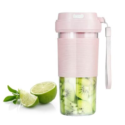 China Large Capacity Car Blenders And Juicers Battery Portable Electric Blender Juicer Blender for sale