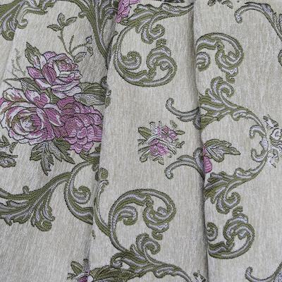 中国 Luxurious brocade chenille jacquard fabric for garment 販売のため