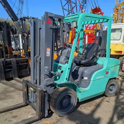 China Hot Sale 2.5 Ton 3 Ton Mitsubishi Diesel Forklift Triple Mast Side Move FD30 FD25 Japan Forklift Manual Building Material for sale