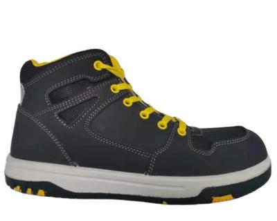 China New style steel toe design good quality safety shoes hiker for sale