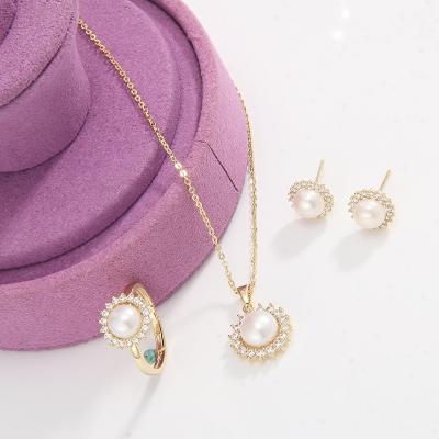 China Newest Gift Party Luxury Copper Alloy Trendy Jewelry , Sun Flower Necklace Pearl Jewelry Set for sale