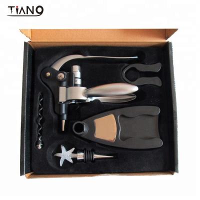 China High Quality Viable Rabbit Lever Style Wine Opener With Logo Starfish Style Wine Stopper Set for sale