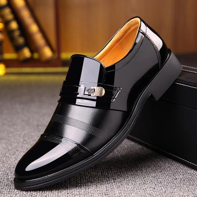 China OEM ODM Anti-slippery Custom Comfortable Size Increasing PU Leather Casual Shoes Men for sale