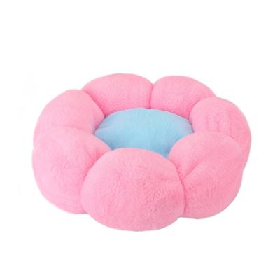 China Breathable Flower Cat and Small Dog Bed Machine Washable and Soft Faux Fur Donut Pet Bed with Non-slip Bottom and Cushion for Sleep and Warmth for sale