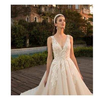 China High Quality Breathable Embroidery Tail Bridal Wedding Dress Lace Women Fashion Custom Made Element Summer Romantic Embroidered OEM White for sale