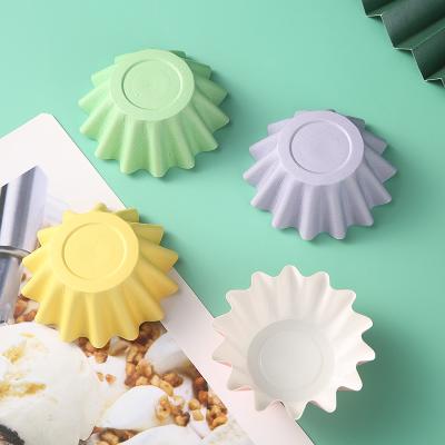 China Disposable Cupcake Liners Disposable Printed Paper With PE Film Waterproof Paper Baking Cake Tools for sale