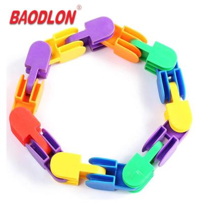 China New plastic enducational construction buckle plug building toy for kid for sale