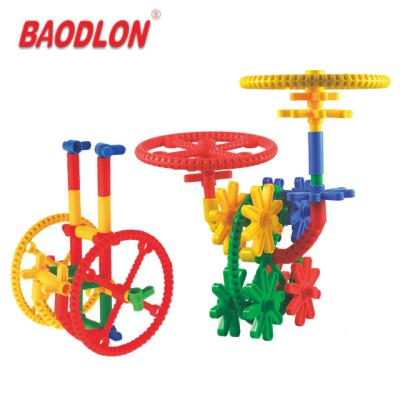 Chine Colorful variety shapes educational preschool tubular building blocks for children à vendre