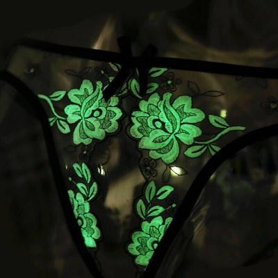 Cina Sexy in due pezzi accendono la cinghia del riassunto del reggiseno fissano l'incandescenza nella biancheria intima scura in vendita