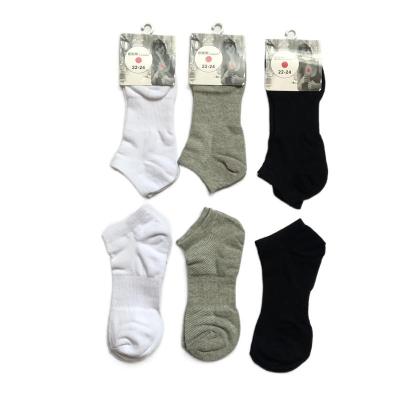 China Breathable socks fashion cotton foot tube teens and men's sports socks custom compression sports socks for sale