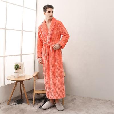 China 2022 Breathable Warm Flannel Fleece Long Robe With Hood Big Soft Light Hotel Bathrobe And Large Bathrobe For Women for sale