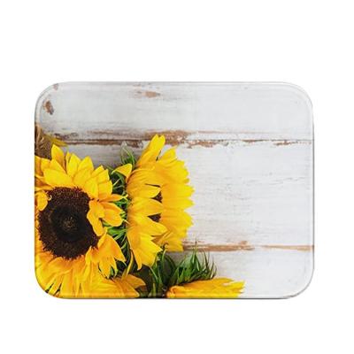 China Modern Yellow Sunflower Flannel Printed Single Sided Washable Bath Mat for sale