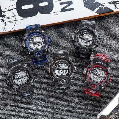 China Multi-function custom automatic hot sale date fashion outdoor sports mountaineering students watch electronic watch for sale