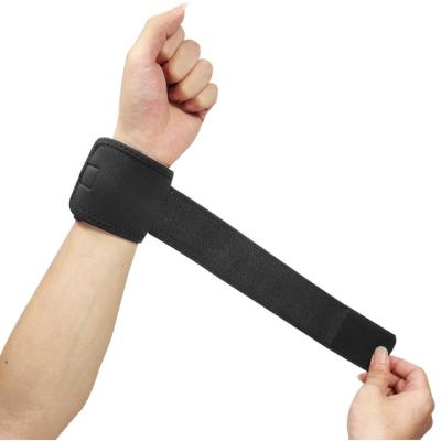 China Wrist Health Compression Wrist Support Brace with Elastic Band for Tennis Wrap Elastic Compression Breathable Wrist Support for sale