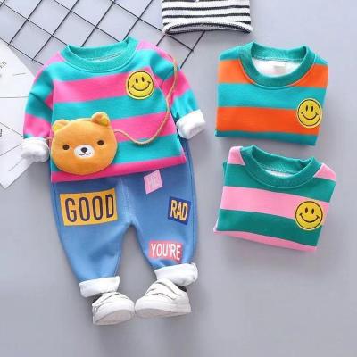 China Hip Hop Boys Suit 2022 Autumn New Children's Clothing Baby Clothes Western Style Boys and Handsome Children's Sweaters Two Sets for sale