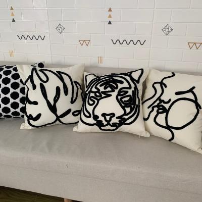 China Art Abstract Tiger Year Tiger Viable Couple Thick Line Embroidery Tile Blanket for sale