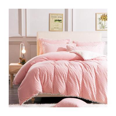 China 100% Soft Polyester Velvet Anti-pilling Bubble King Size Comforter Bedding Duvet 4 PCs Set Pink Four-Piece American Style Wedding Kit Solid for sale