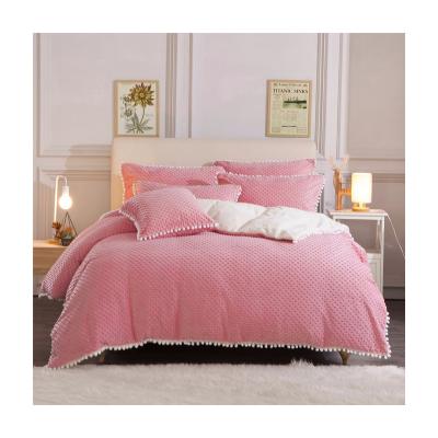 China Anti-pilling Naturally Breathable Pink 100% Polyester Linen Linen Bedding Set Queen Size Bed Skirt Overhang Ball for sale