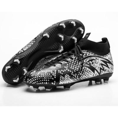 China Fashion\comfortable\durable  Football Boots New Design Fashion Style Football Resistant Shoes Outdoor Wear Soccer Boots Football Shoes for Wholesales for sale