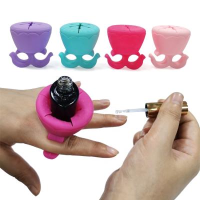 China Finger Nails Portable Hot Selling Nail Tool Silicone Finger Nail Polish Holder Ring for sale