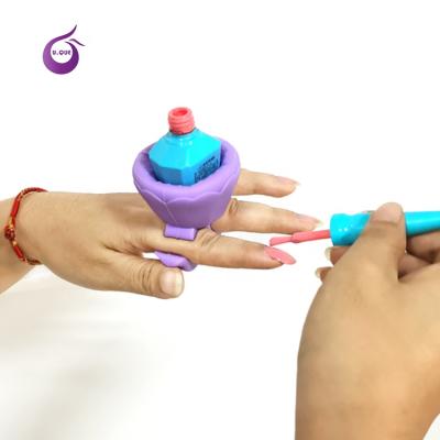 China Finger Nails Wholesale Portable Nail Art Nail Polish Bottle Holder Silicone Nail Polish Bottle Firmly for sale