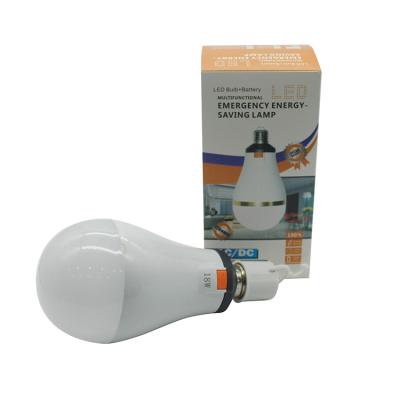 China Desktop Smart LED 18w Emergency Rechargeable Light Bulb for Sale at Factory Price 2021 for sale