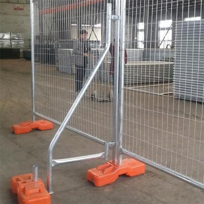 China Easily Assembled Temporary Barrier for Construction Site in UAE and Qatar for sale