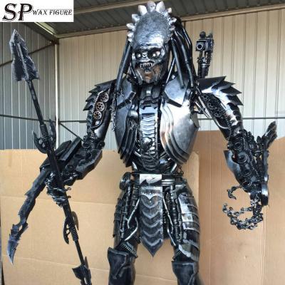 China Attractive realistic handmade recycled metal items from Europe, metal figures, falling steel sculptures for exhibition for sale