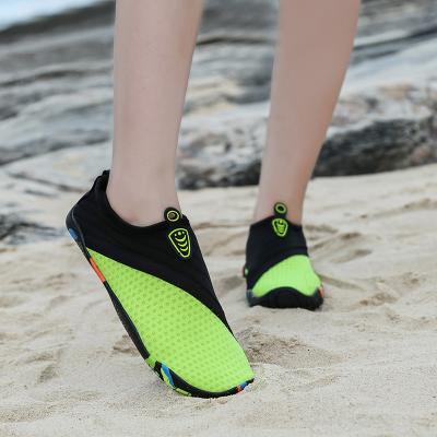 China Fashion Trend Factory Price Water Proof Socks Non-slip Beach Diving Shoes for sale