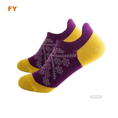 China ZJFY- A140 Anti-Fault Sport Padded Socks Workout Socks Women Ankle Sports Socks for sale