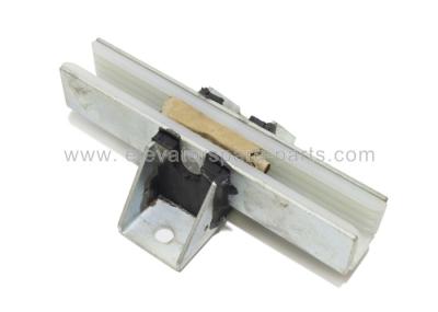 China XAA237J1 Elevator Guide Rail Shoes / Iron OTIS Elevator Parts 3.5KG for sale