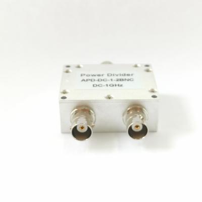 China DC-1GHz RF 2 Way Microstrip Signal Power Splitter Power Combiner Resistor Resistive Power Splitter with BNC-Female Connector CPD-DC/1GHz-2BNC for sale