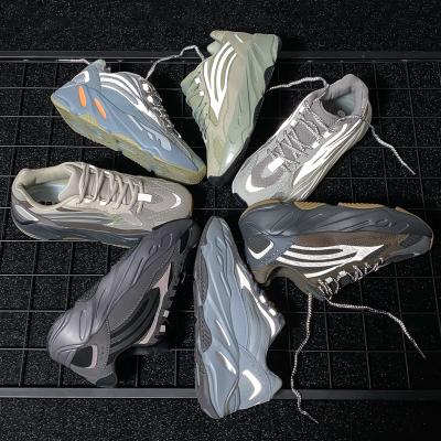 China CUSHIONING OEM Yeezy Shoes Men Reflective Women Shoes Original Yeezy Quality 700 V2 V3 Sneakers Running Sports Yeezy Shoes for sale