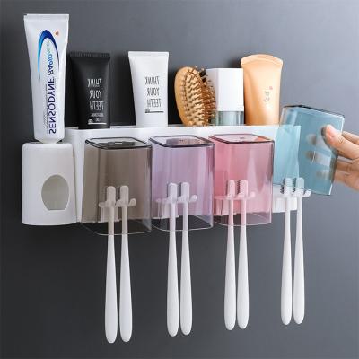 China 2021 Wall Mountable Plastic Toothbrush Holder Toothpaste Squeezer And Toothbrush Holder Productst Viable New for sale