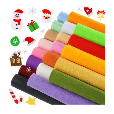 China Anti-Pull Assorted Color To Craft Wool Nonwoven Polyester Felt Fabric Covers Rolls For DIY Craft Bags Mat Pads for sale