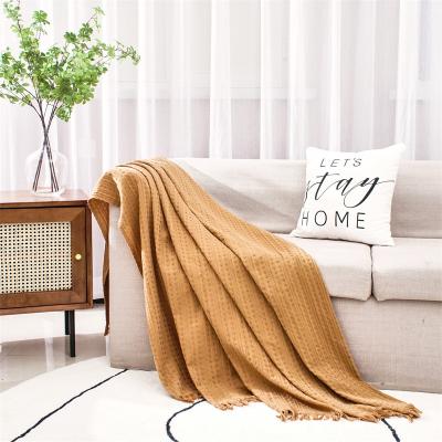 China Luxury Jacquard Quality Coral Cotton Waffle Blanket For Couch Bed Thick Fuzzy Warm Winter Soft Throw Blanket for sale