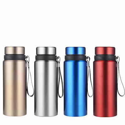 China Large Capacity Sustainable 750ml Insulated Water Bottles Custom Printed Portable Stainless Steel Vacuum Cup for sale