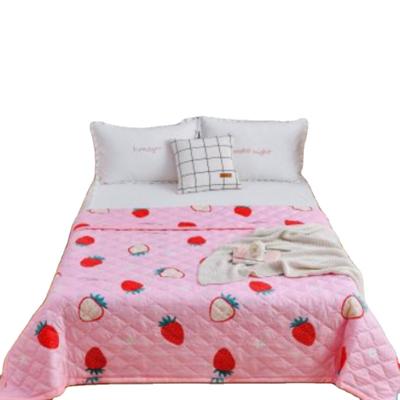 China Amazon Hot Selling Cheap Home Soft Quilting Stitching Printed Cool Home Summer Comforter Bedding Set Large Twin Queen For Bed for sale