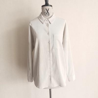 China 2022 New Fashion Office Lady Shirt Solid Color Stripe Loose Tagless Loose Oversize White Button Down Shirts For Women for sale