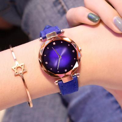 China 2021 New Alarm Gradient Fashion Women Watch Star Quartz Luxury Ladies Watches for sale