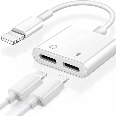 China Mobile Phone Whosale Charger Adapter Cable Convert Splitter 2 Into 1 Earphone Adapter For iPhone 7/8/x for sale