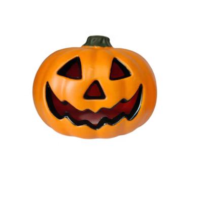 China HDPE Home Decoration Lights Props Holiday Plastic Crafts Ornaments Calabazas Popular Funny Halloween Pumpkin for sale