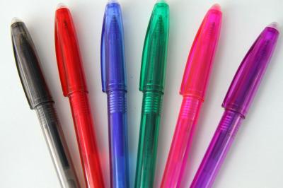 China Fluent Writing Retractable Friction Erasable Pens for sale