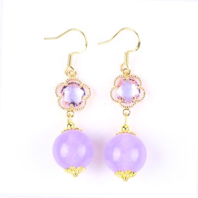 Chine Boucles d'oreilles en pierre de cristal faites à la main Pourpre Chalcédoine pierre précieuse perlé pendentif Boucles d'oreilles en pierre de cristal guérisseur Boucles d'oreilles en pierre de cristal à vendre