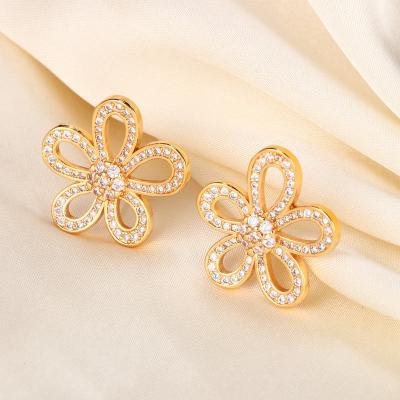 China TRENDY Wholesale Flower Earrings Ear Studs Women Jewelry 18k Gold Plated New Design Style Charm Earrings for sale