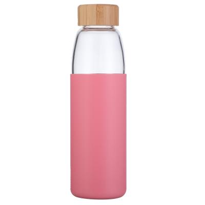 China 550ml Sustainable Glass Water Bottle With Bamboo Lid And Silicone Sleeve, Glass Drinking Water Bottle for sale