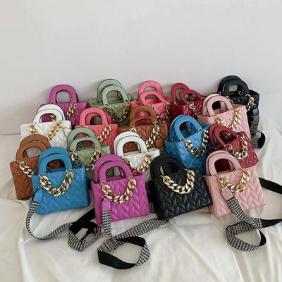 China Hot Selling Fashion Ladies Handbags Candy Color Shoulder Bags Street Fashion Handbags for Women and Girls for sale