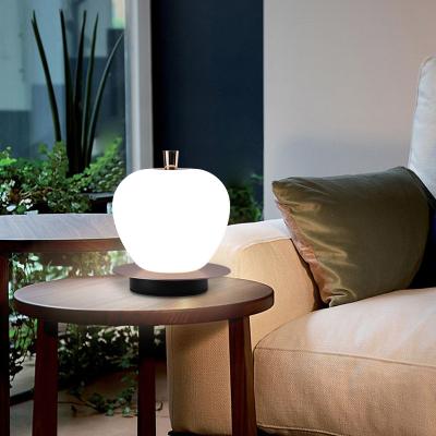 China Modern Creative Modern Desk Light Decor Indoor Bedside Table Lights Adjustable Apple Night Reading Lamp Eye Protection Table Lamp for sale