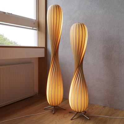 China Handwoven Wooden Home Modern Indoor Lighting Decorative Led Floor Lamp Energy Saving Standing Incandescent Floor Lamp for sale